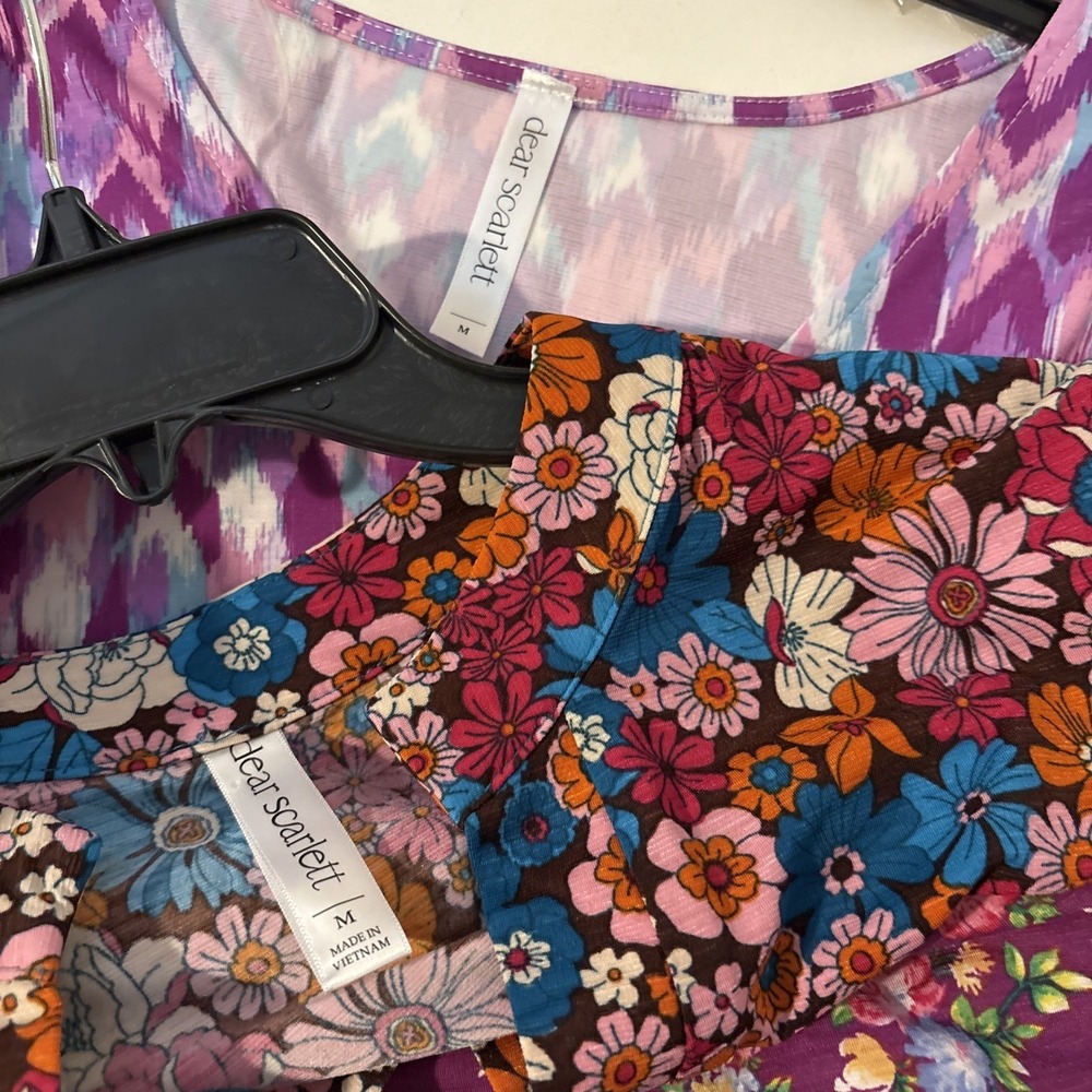 Dear Scarlett Tops Womens Size M colorful floral lot of 4 Liz Lizzy blouses - Picture 6 of 11